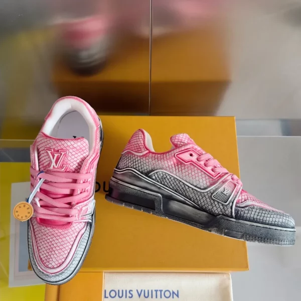 Louis Vuitton shoes - rep shoes