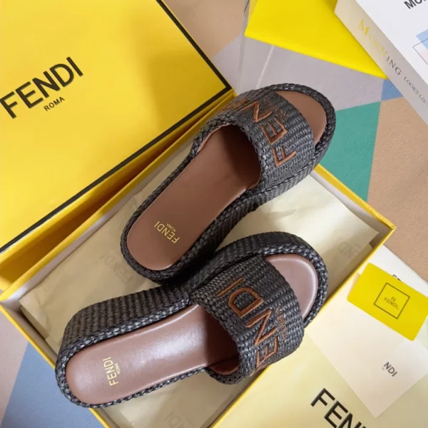 Fendi shoes - Replica shoes