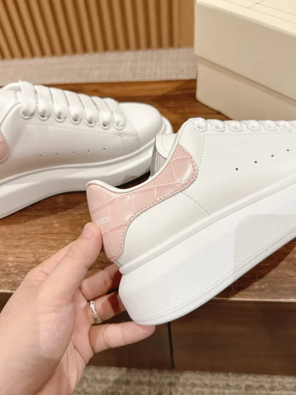 Alexander MCQueen shoes - rep shoes