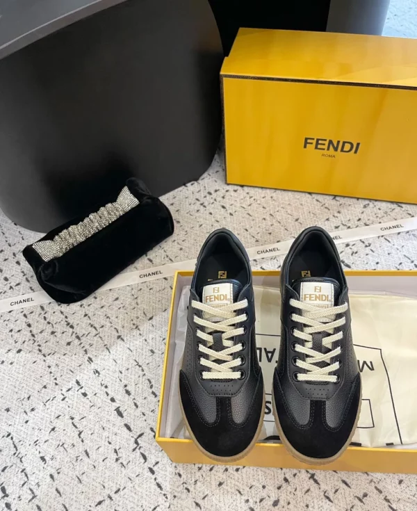 Fendi shoes - Replica shoes