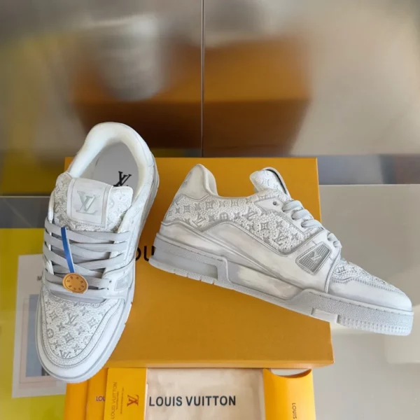 Louis Vuitton shoes - rep shoes