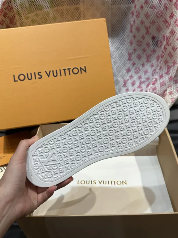 Louis Vuitton shoes - rep shoes