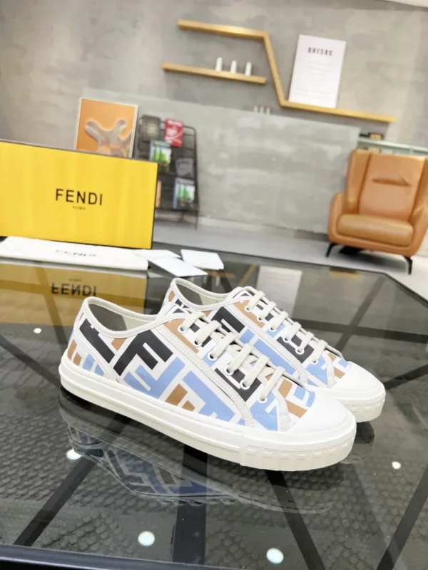 Fendi shoes - Replica shoes