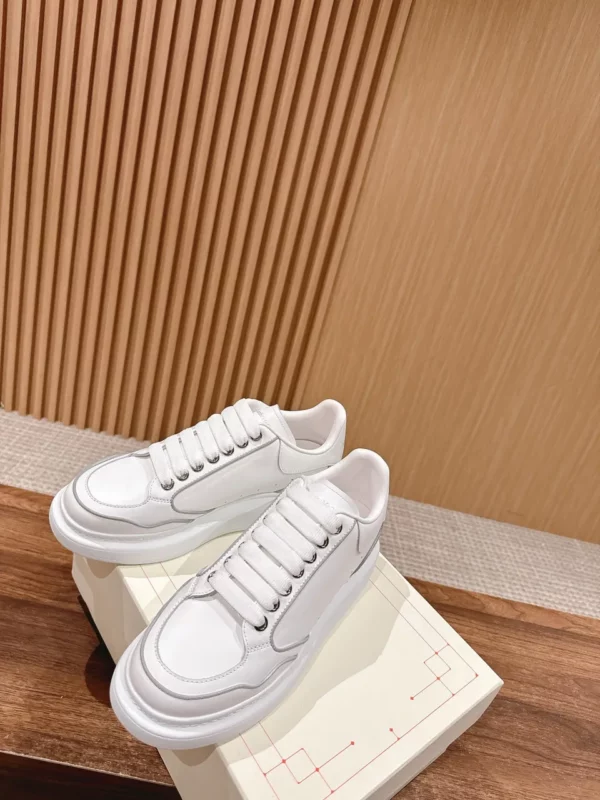 Alexander MCQueen shoes - rep shoes