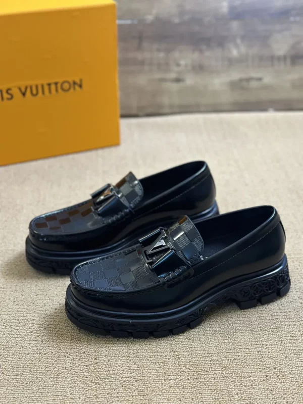 Louis Vuitton shoes - rep shoes