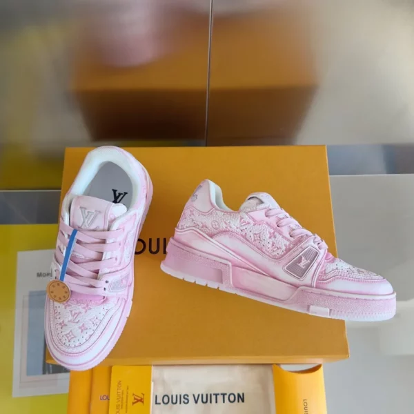 Louis Vuitton shoes - rep shoes