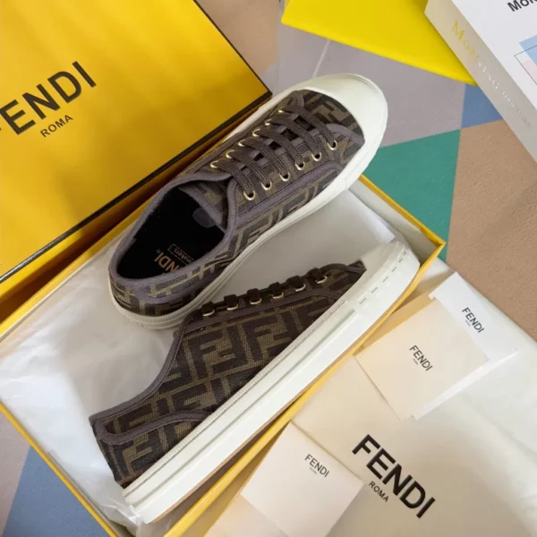 Fendi shoes - Replica shoes