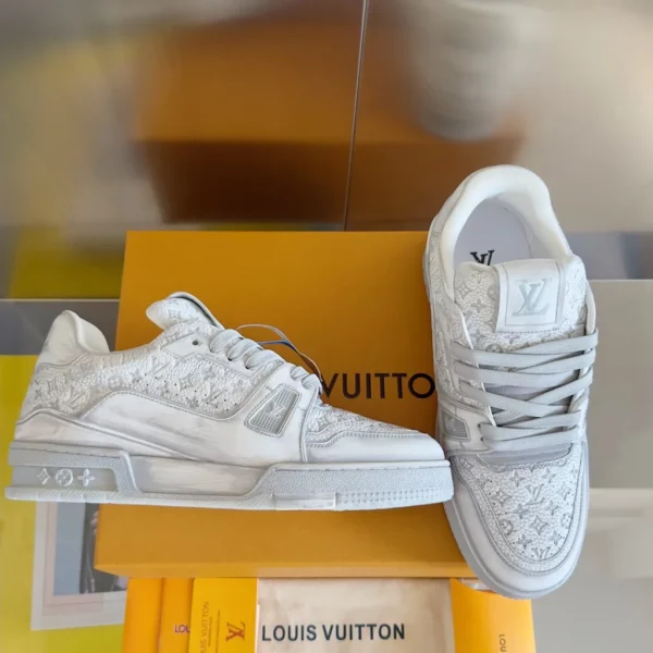 Louis Vuitton shoes - rep shoes