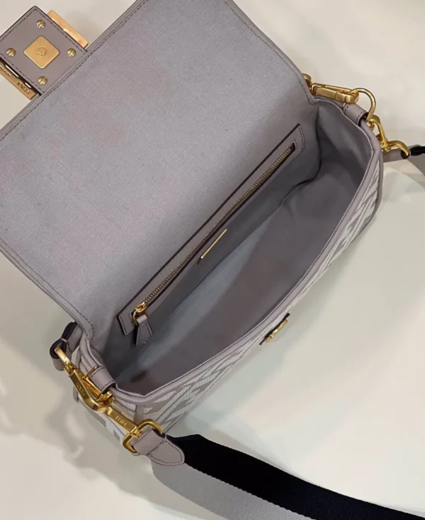 Fendi bag - rep bags