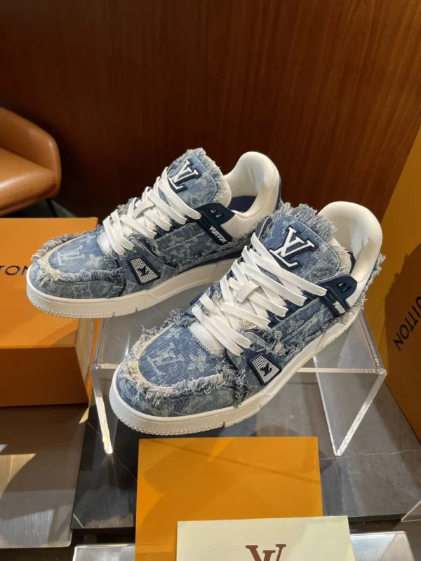 Louis Vuitton shoes - rep shoes