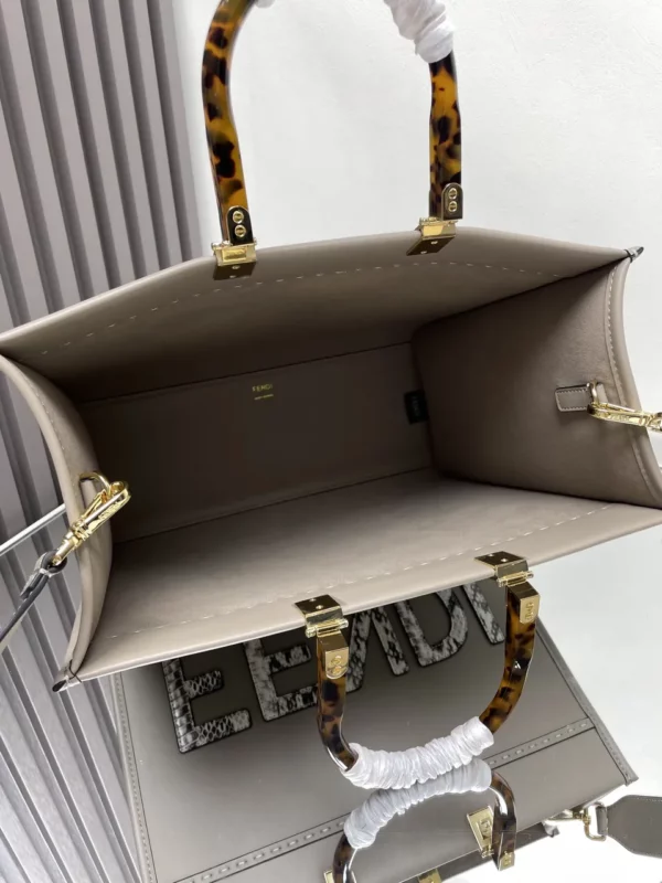 Fendi bag - rep bags