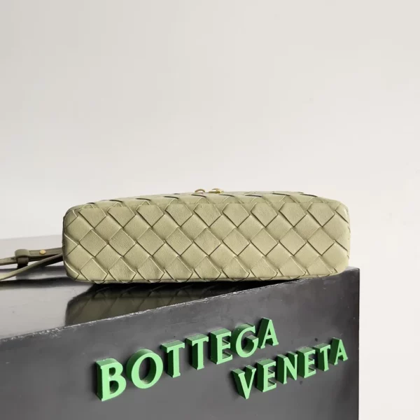 Bottega Veneta bag - replica bags