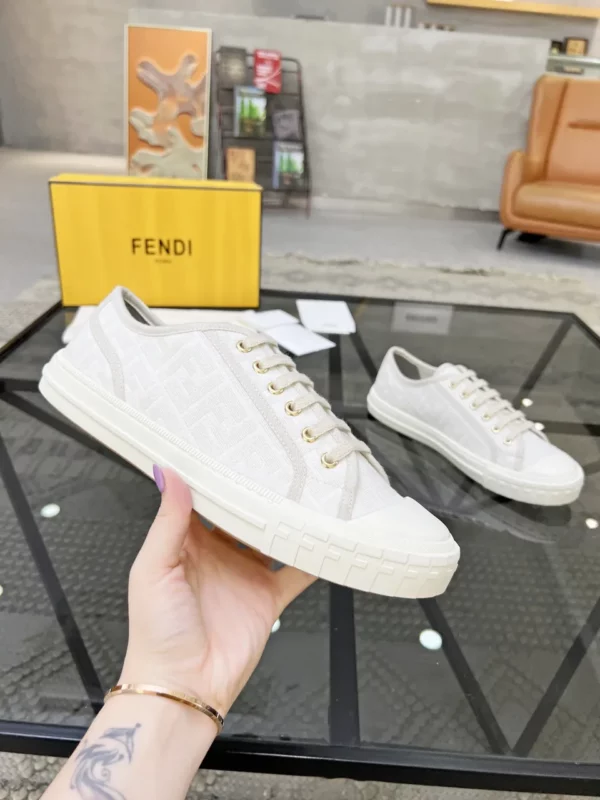 Fendi shoes - Replica shoes