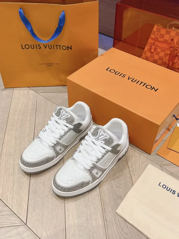 Louis Vuitton shoes - rep shoes