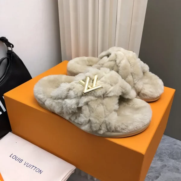 Louis Vuitton shoes - rep shoes