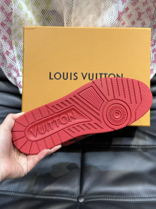 Louis Vuitton shoes - rep shoes