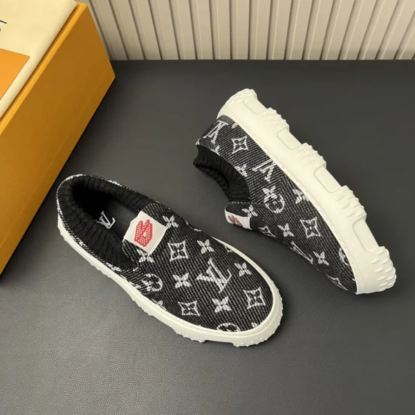 Louis Vuitton shoes - rep shoes