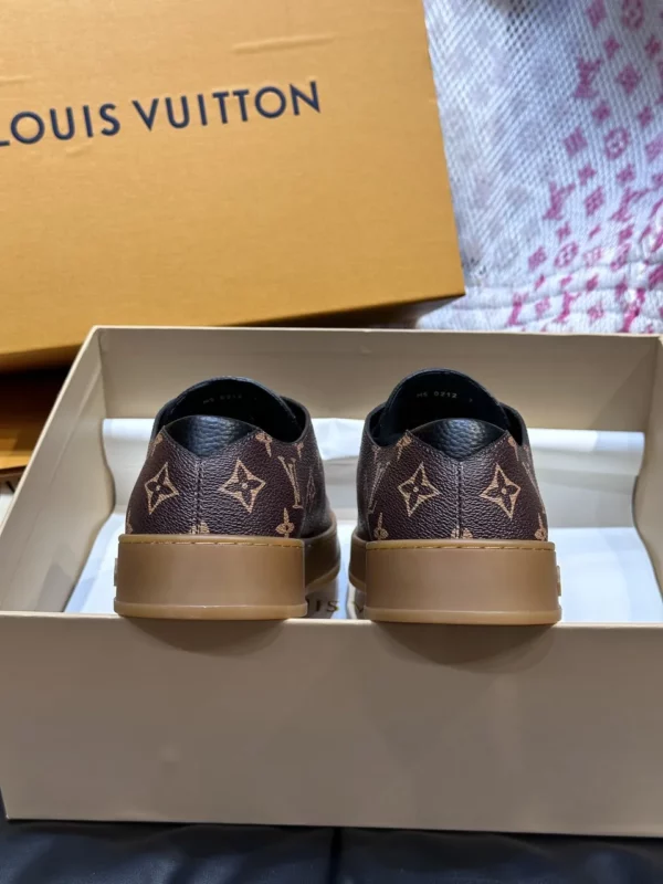 Louis Vuitton shoes - rep shoes