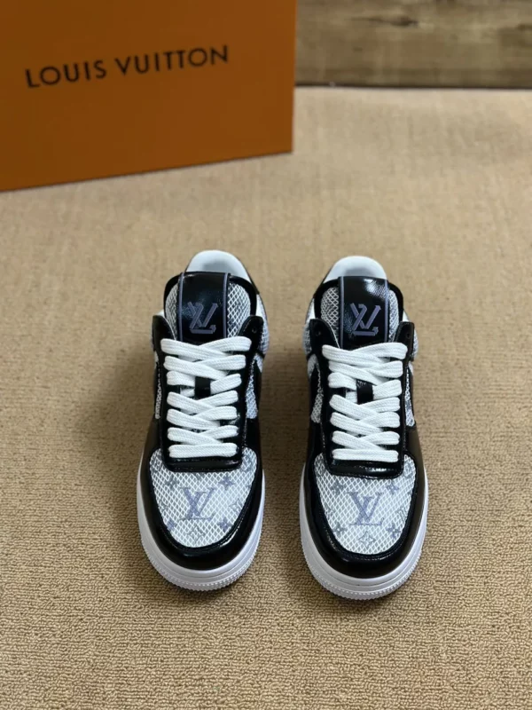 Louis Vuitton shoes - rep shoes