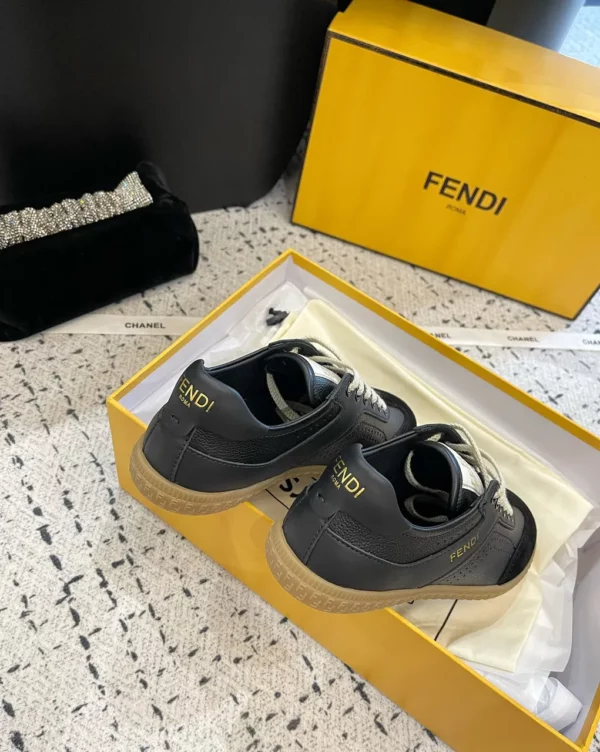 Fendi shoes - Replica shoes