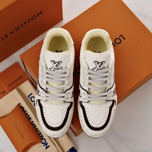 Louis Vuitton shoes - rep shoes