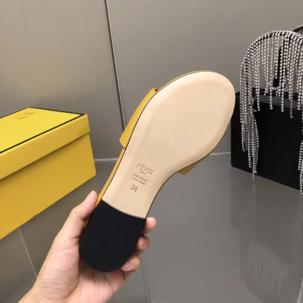 Fendi shoes - Replica shoes