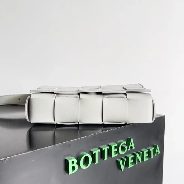 Bottega Veneta bag - replica bags