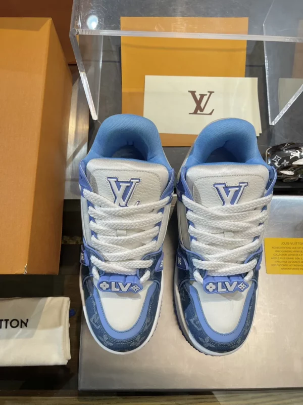 Louis Vuitton shoes - rep shoes