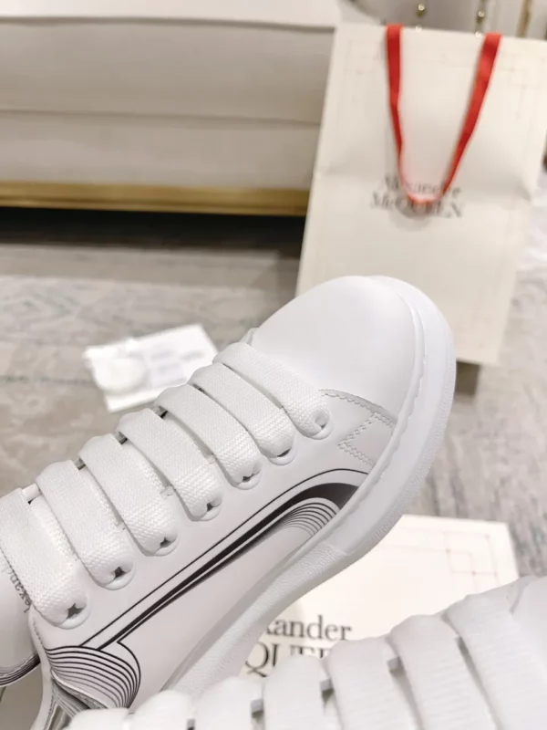 Alexander MCQueen shoes - rep shoes