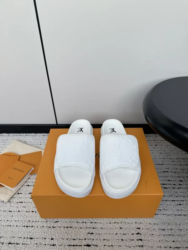 Louis Vuitton shoes - rep shoes