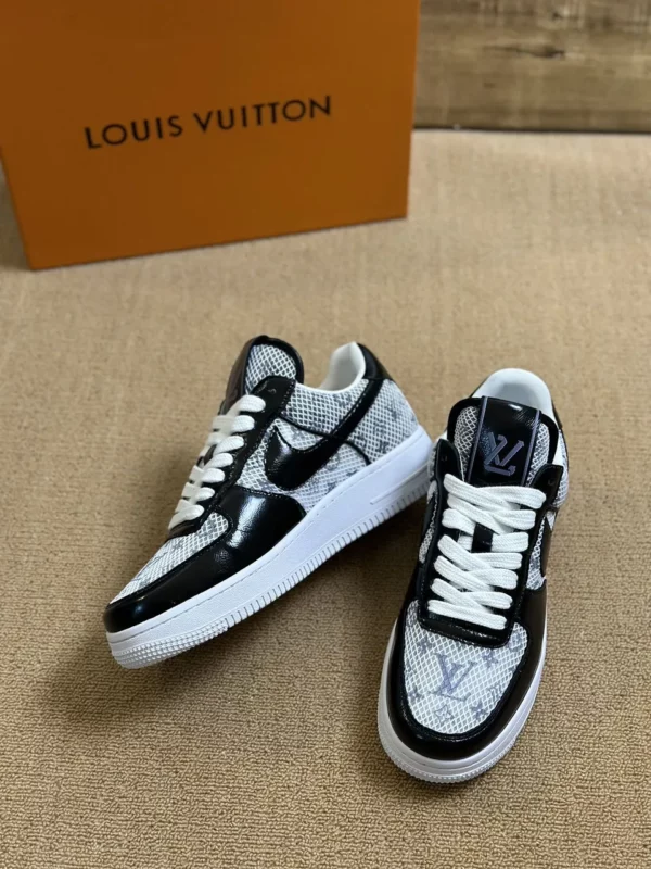 Louis Vuitton shoes - rep shoes