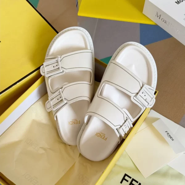 Fendi shoes - Replica shoes