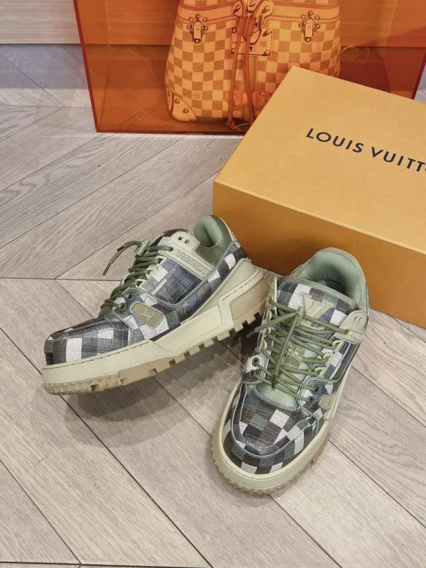 Louis Vuitton shoes - rep shoes