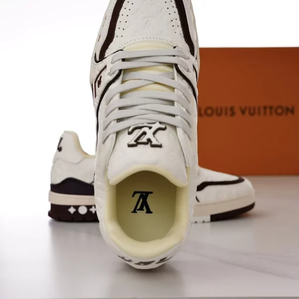 Louis Vuitton shoes - rep shoes