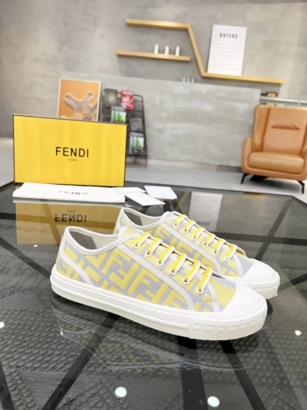 Fendi shoes - Replica shoes