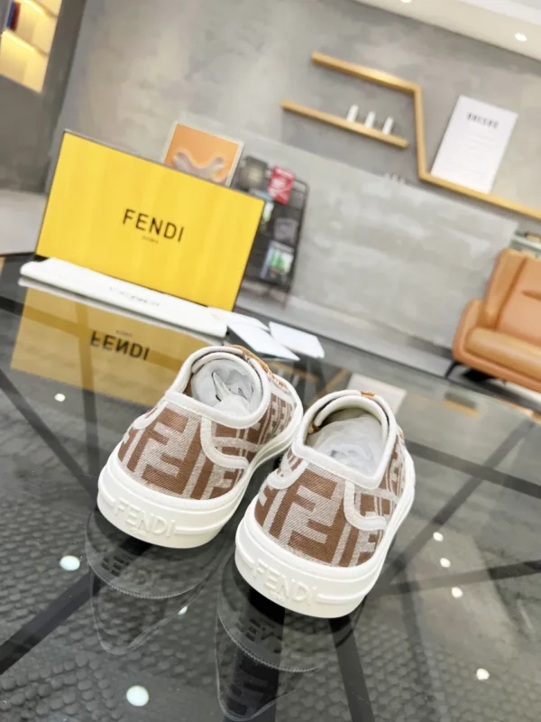 Fendi shoes - Replica shoes