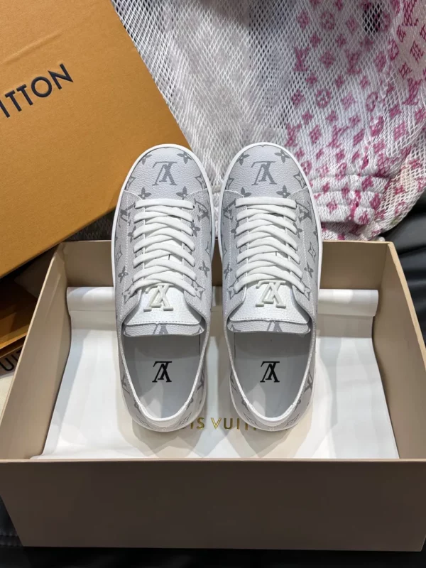 Louis Vuitton shoes - rep shoes