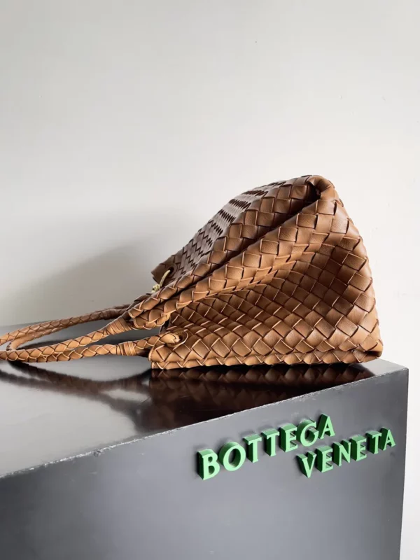 Bottega Veneta bag - replica bags