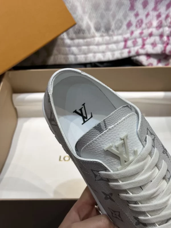 Louis Vuitton shoes - rep shoes