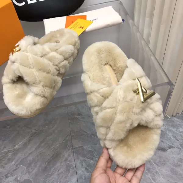 Louis Vuitton shoes - rep shoes