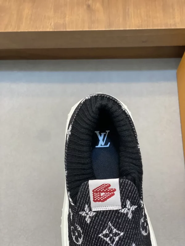 Louis Vuitton shoes - rep shoes