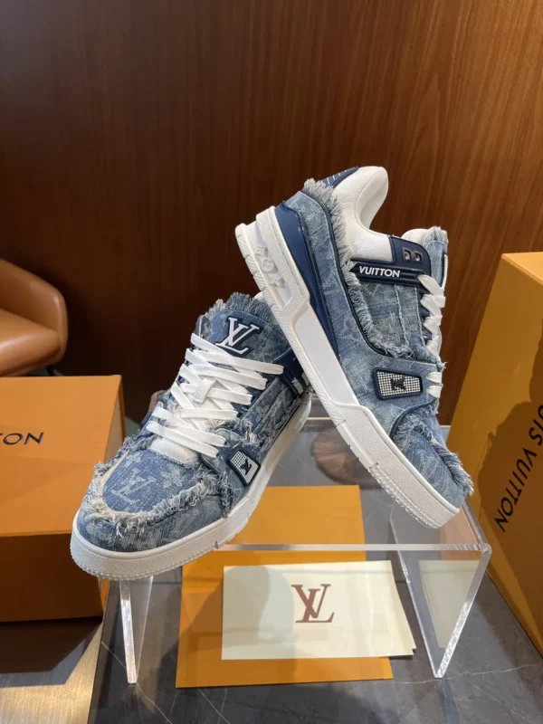 Louis Vuitton shoes - rep shoes