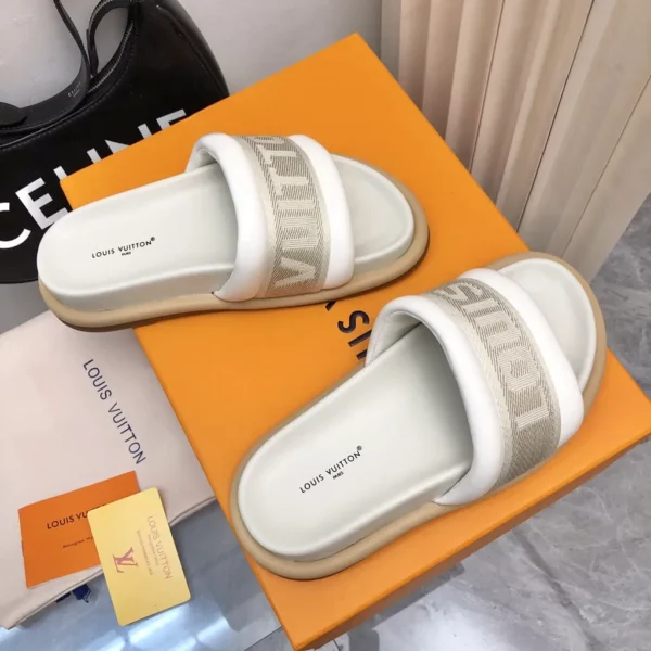 Louis Vuitton shoes - rep shoes