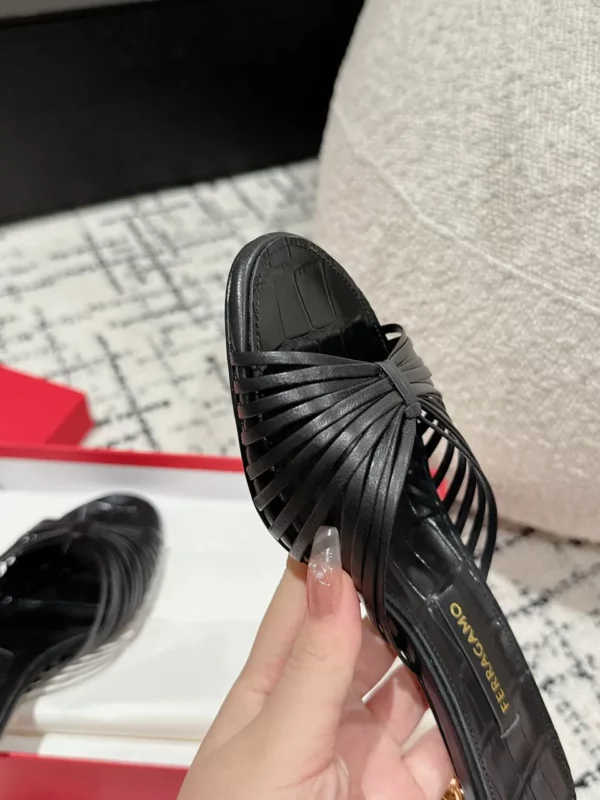 Ferragamo shoes - rep shoes