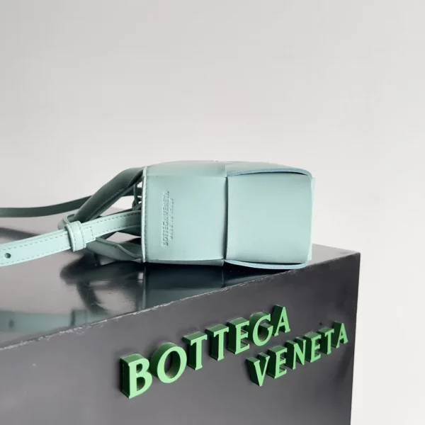 Bottega Veneta bag - replica bags