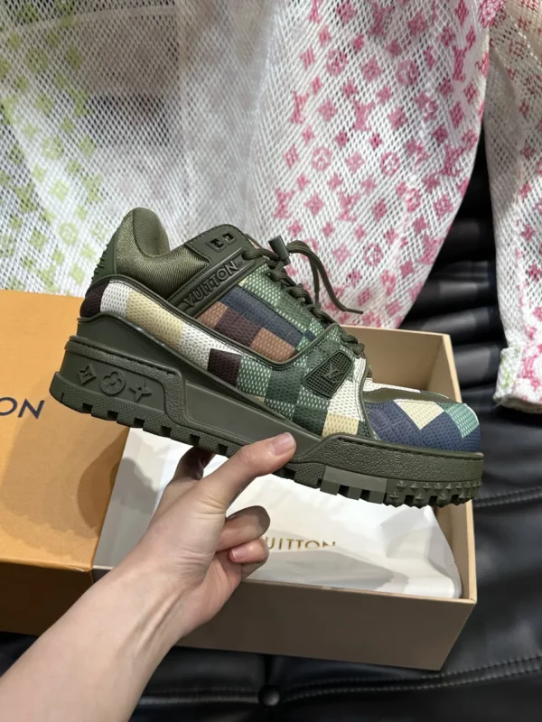 Louis Vuitton shoes - rep shoes