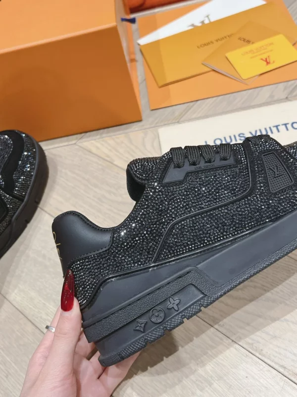 Louis Vuitton shoes - rep shoes