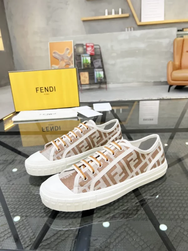 Fendi shoes - Replica shoes