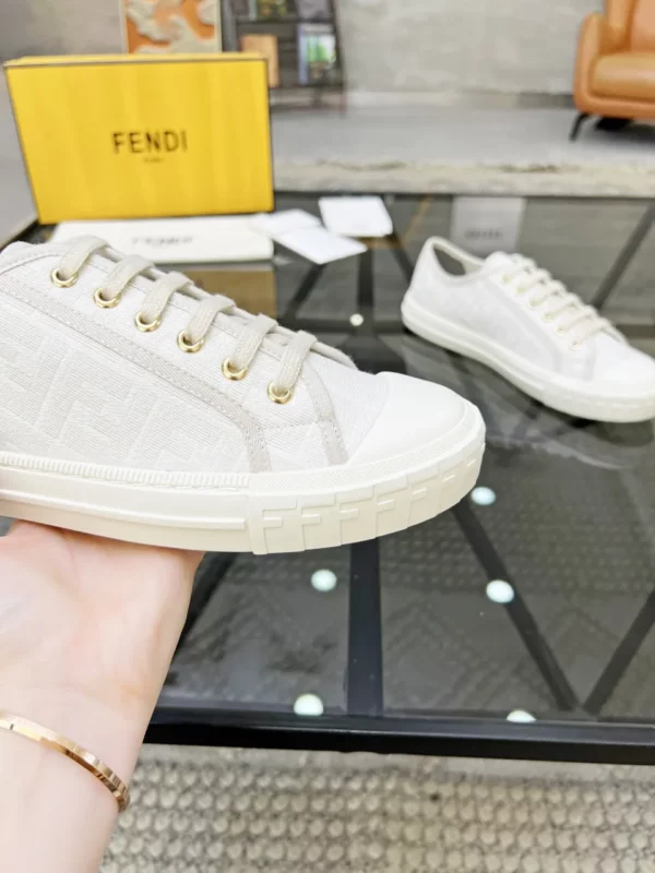 Fendi shoes - Replica shoes