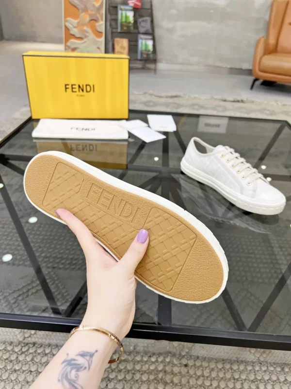 Fendi shoes - Replica shoes